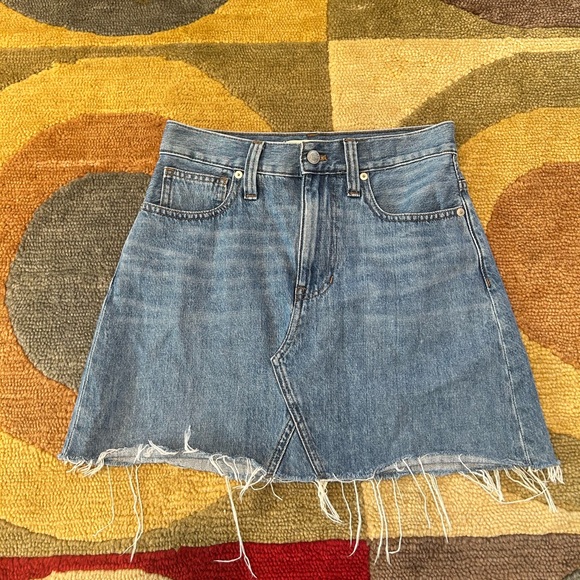 Madewell Rigid Denim A-Line Denim Jean Mini Skirt High Rise Frayed Size 25 Waist - Picture 1 of 5